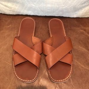 Gap leather sandal.
